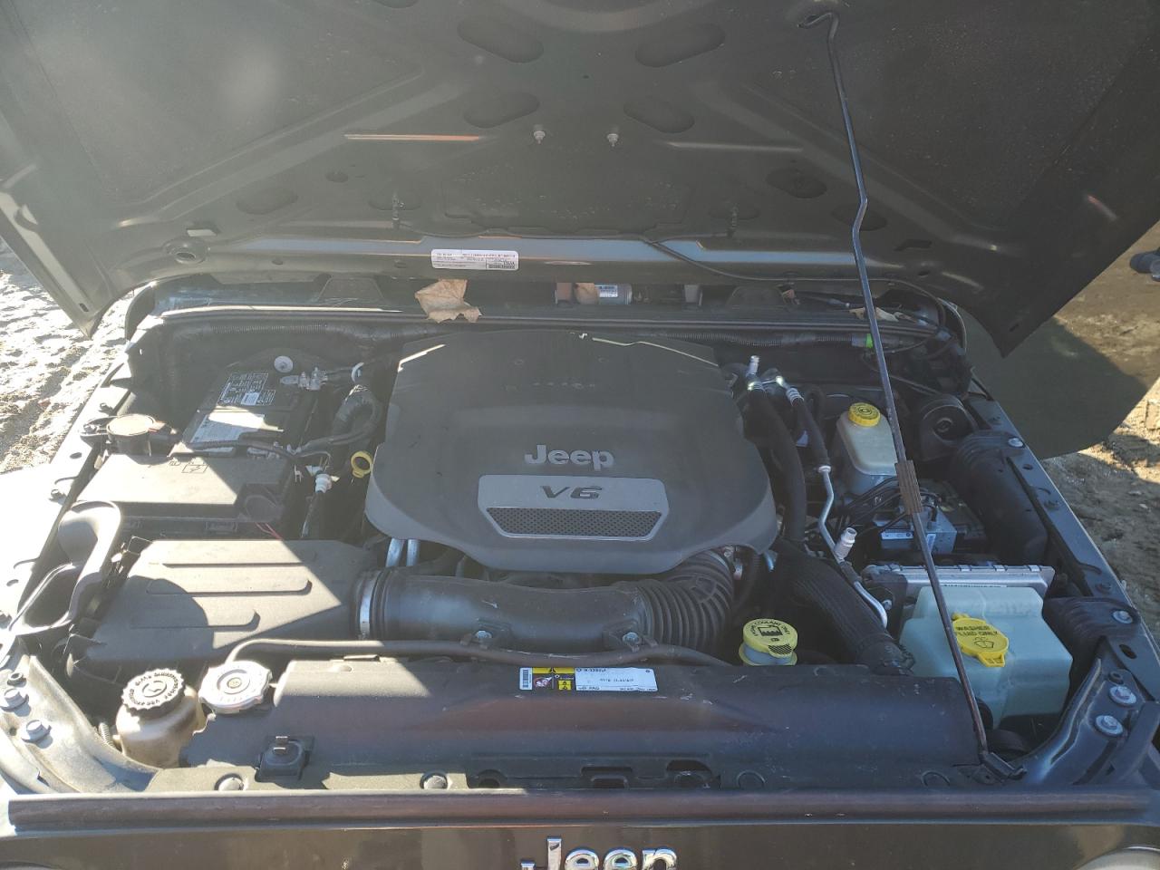 2015 Jeep Wrangler VIN 1C4AJWAG0FL711737 Copart auction photo, front end / side damage thumbnail 11