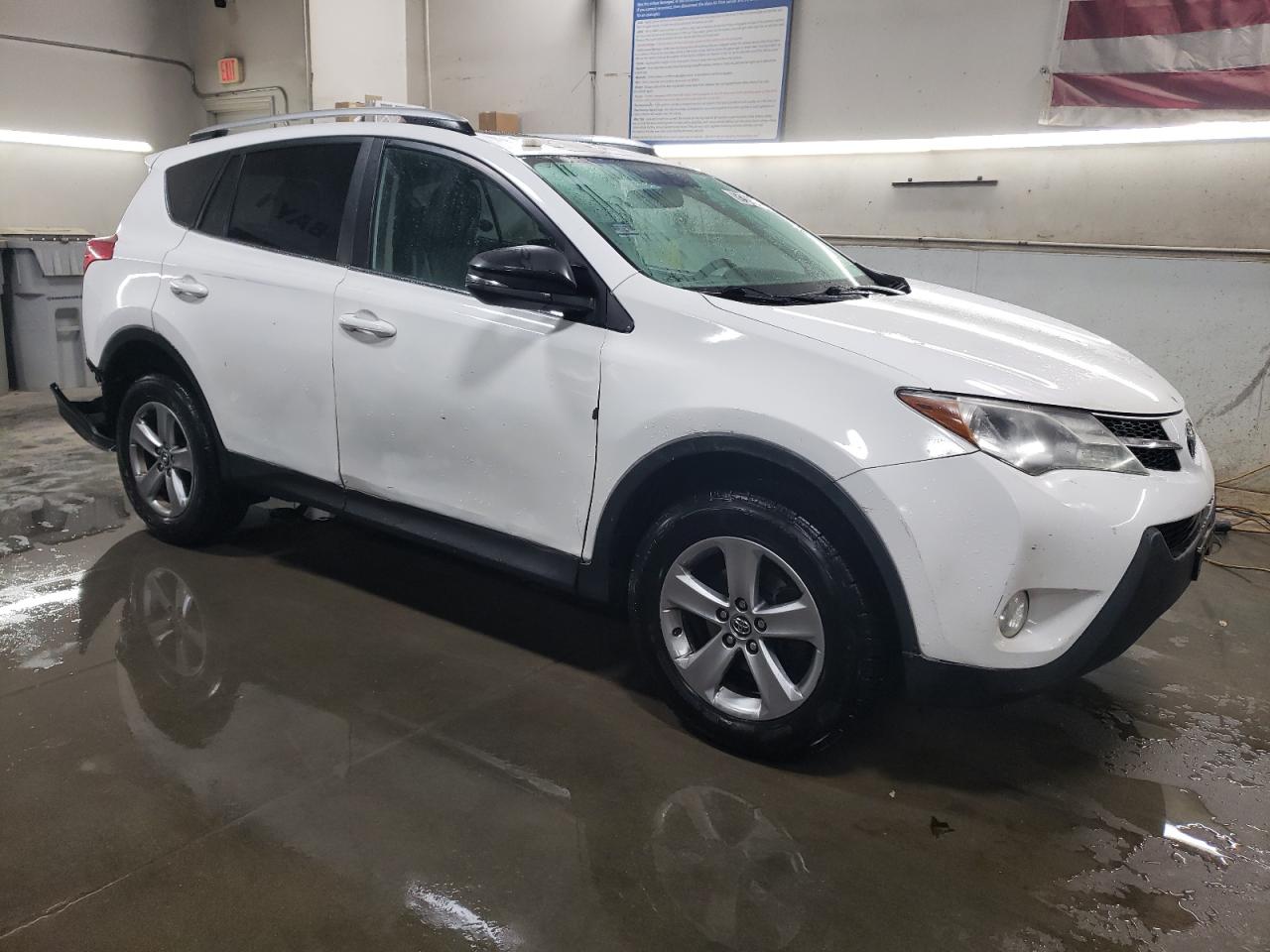 2015 Toyota RAV 4 VIN 2T3WFREV4FW208291 Copart auction photo, rear end damage thumbnail 4