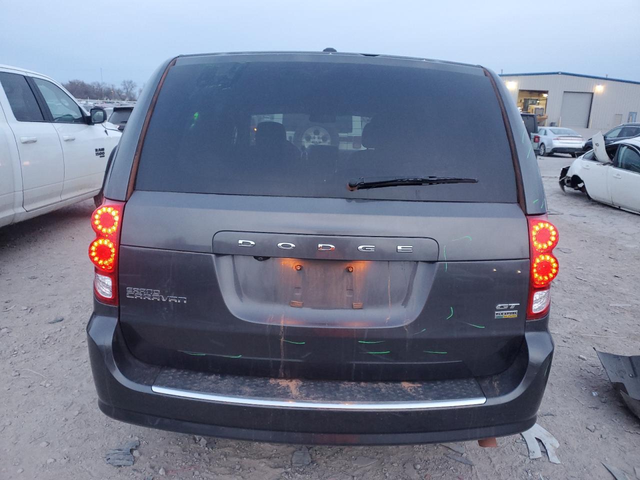 2019 Dodge Caravan VIN 2C4RDGEG3KR618464 Copart auction photo, front end / minor dent/scratches damage thumbnail 6