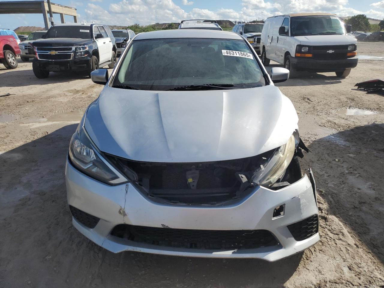 2017 Nissan Sentra VIN 3N1AB7AP6HY346268 Copart auction photo, front end / minor dent/scratches damage thumbnail 5
