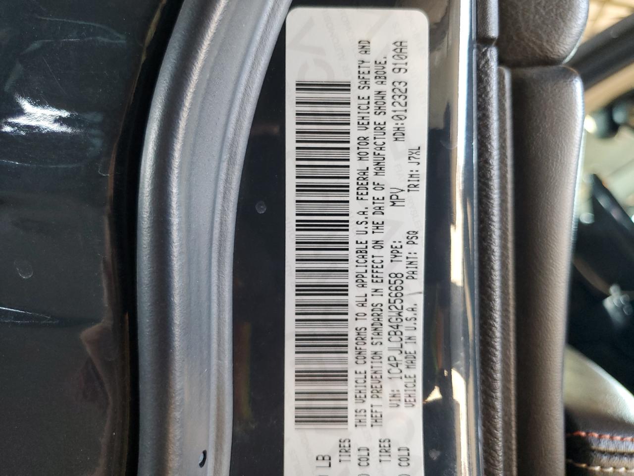 2016 Jeep Grand Cherokee VIN 1C4PJLCB4GW256658 Copart auction photo, rear end / front end damage thumbnail 14