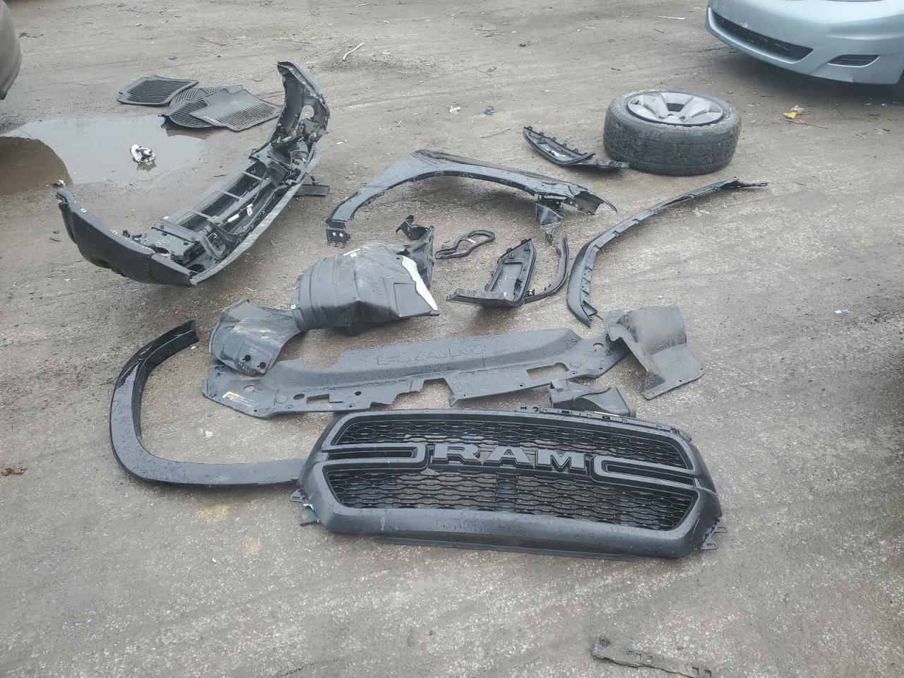 2022 RAM 1500 VIN 1C6SRFFT6NN244966 Copart auction photo, front end damage thumbnail 12