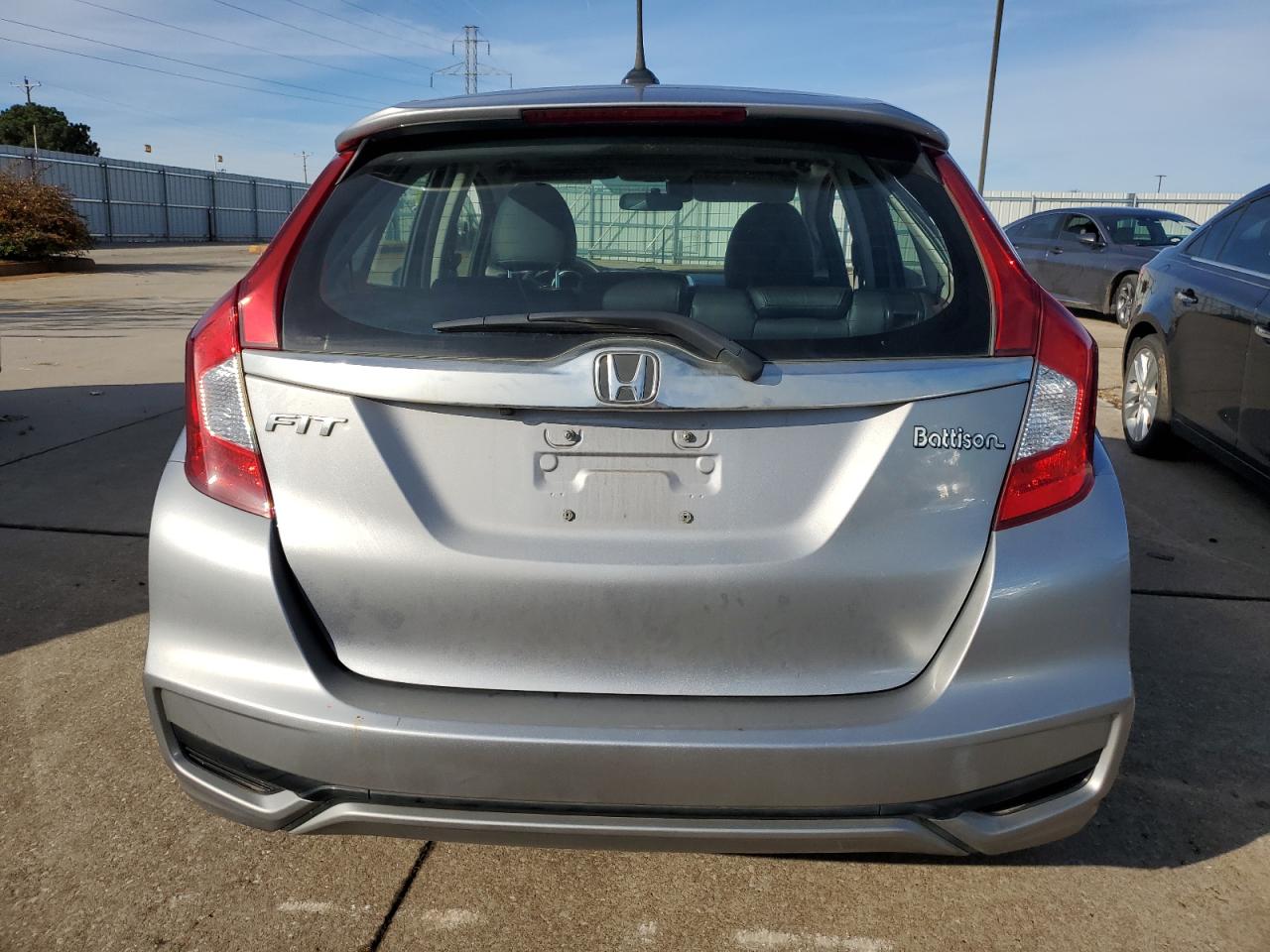 2020 Honda Fit VIN 3HGGK5H86LM702553 Copart auction photo, front end / minor dent/scratches damage thumbnail 6