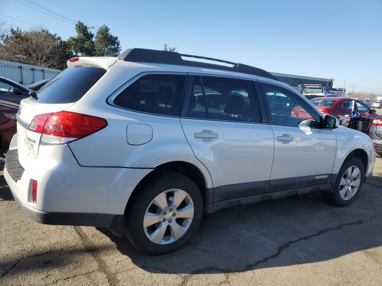 2011 Subaru Outback VIN 4S4BRBCC8B3327579 Copart auction photo, rear end damage thumbnail 3