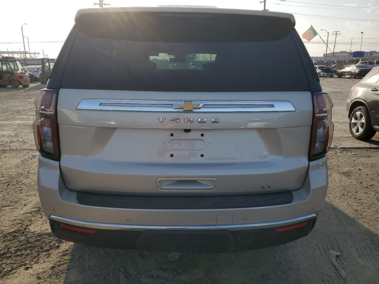 2021 Chevrolet Tahoe VIN 1GNSCNKD0MR381287 Copart auction photo, front end damage thumbnail 6