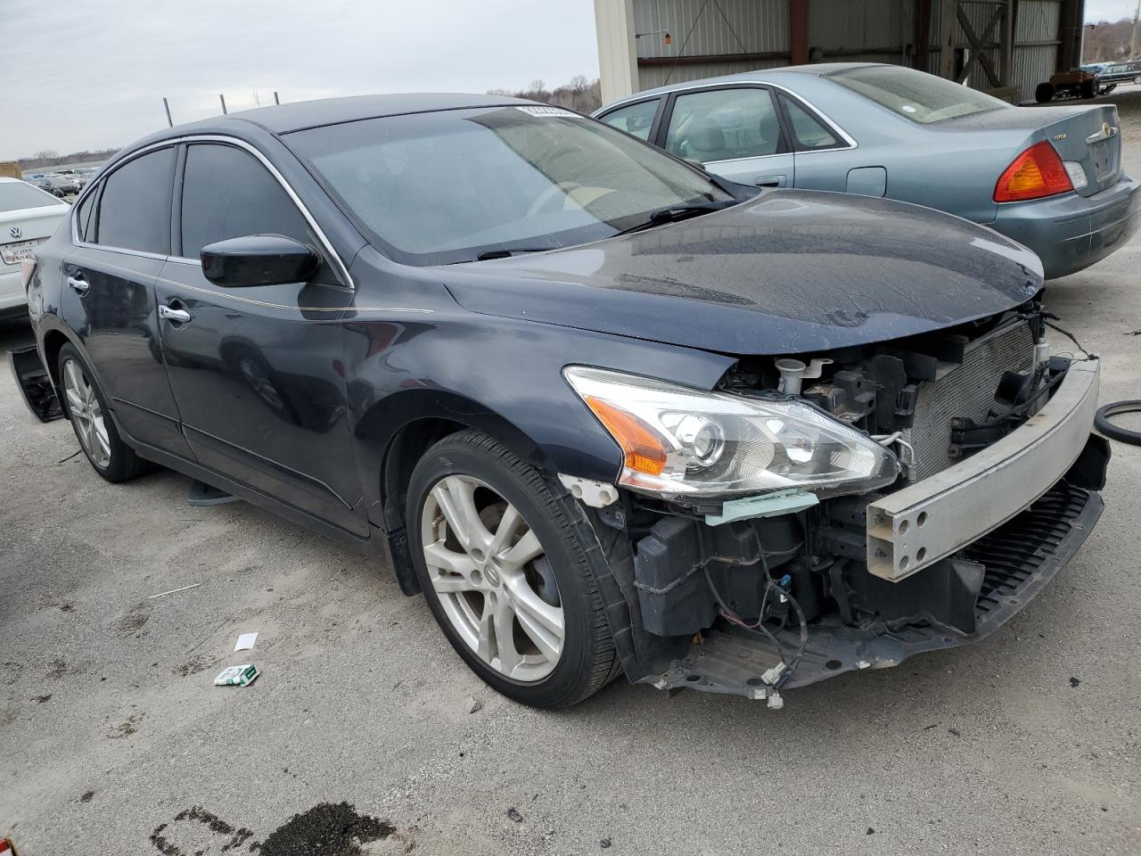 2014 Nissan Altima VIN 1N4AL3AP1EC123021 Copart auction photo, front end damage thumbnail 4