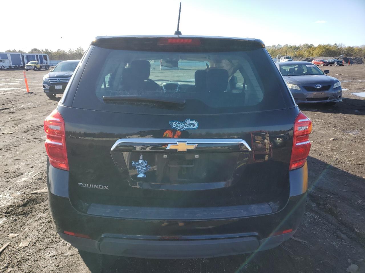 2017 Chevrolet Equinox VIN 2GNALBEKXH1563002 Copart auction photo, side / minor dent/scratches damage thumbnail 6