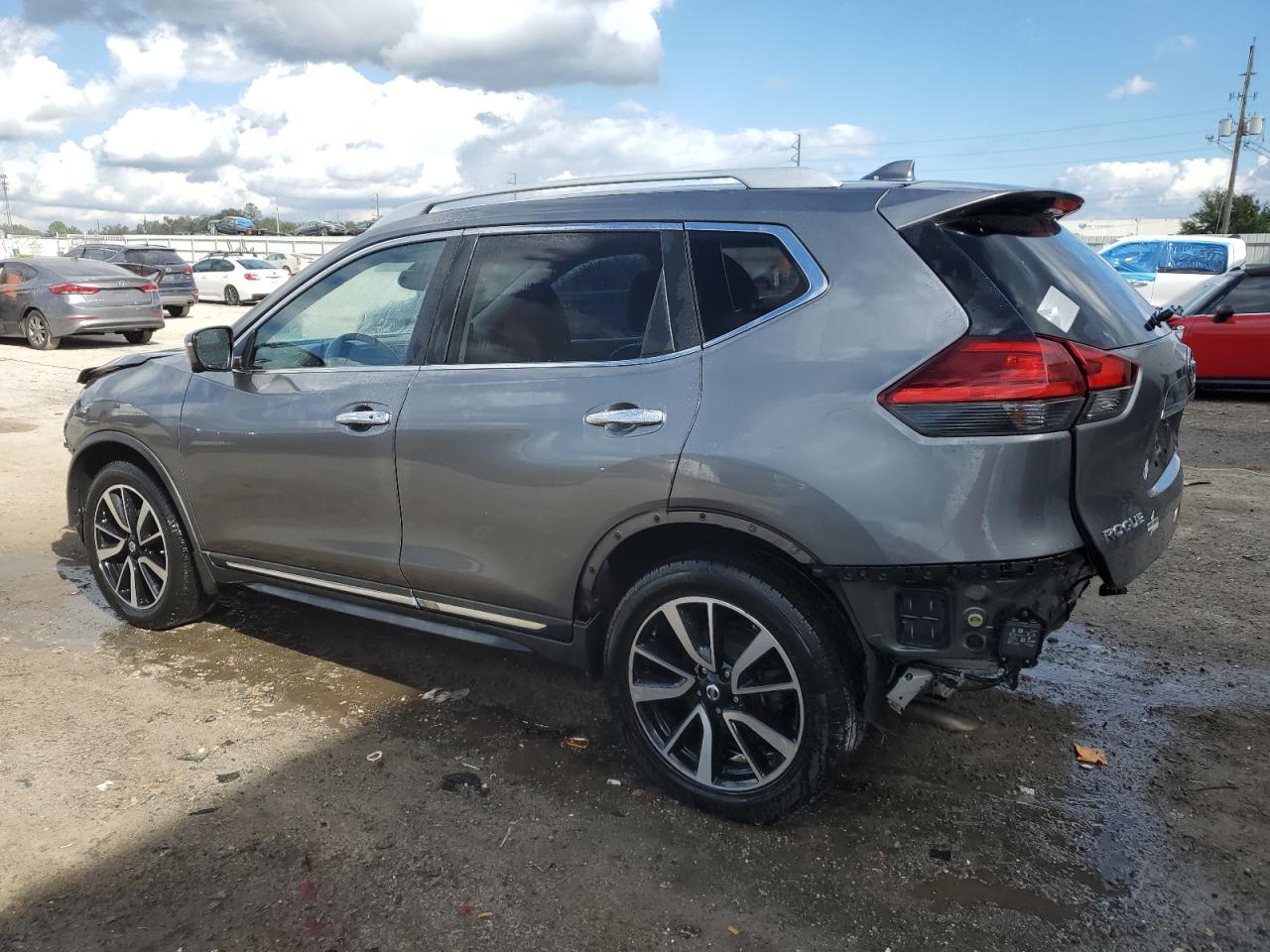 2017 Nissan Rogue VIN JN8AT2MV8HW018742 Copart auction photo, front end / rear end damage thumbnail 2