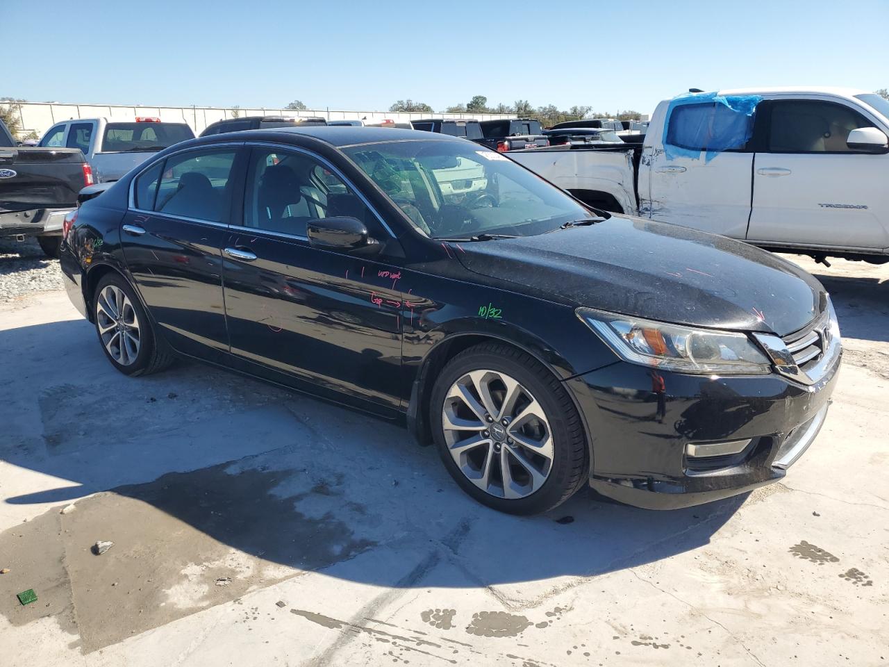 2013 Honda Accord VIN 1HGCR2F57DA033502 Copart auction photo, rear end / front end damage thumbnail 4