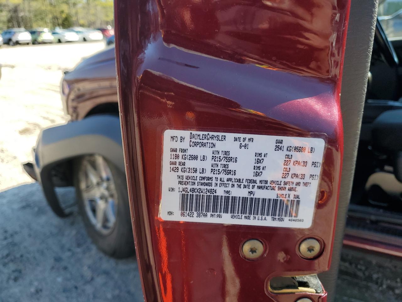 2002 Jeep Liberty (North America) VIN 1J4GL48KX2W124824 Copart auction photo, front end damage thumbnail 15