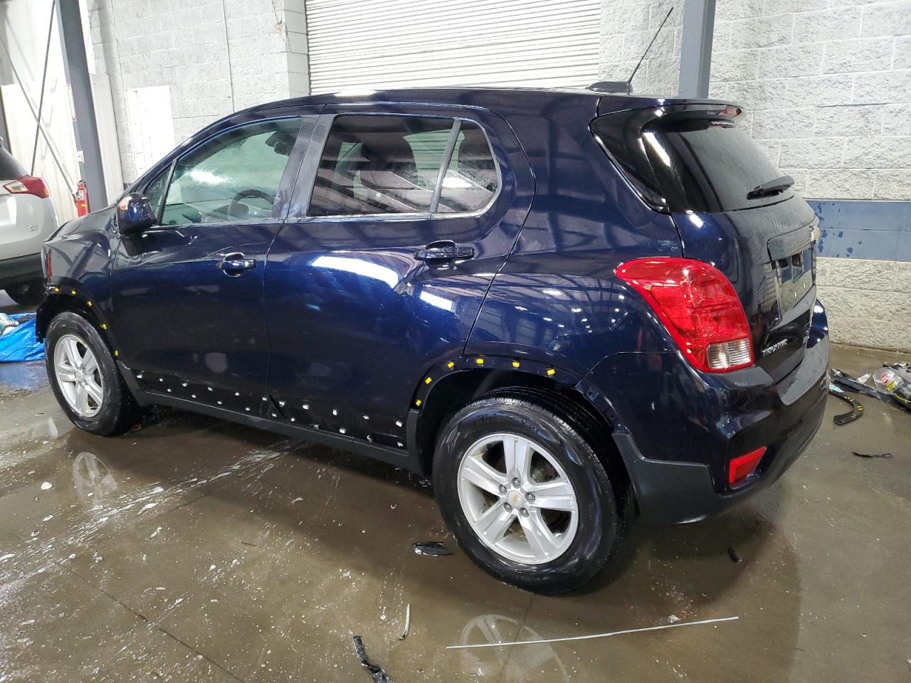 2021 Chevrolet Trax VIN KL7CJNSB2MB316352 Copart auction photo, front end / side damage thumbnail 2