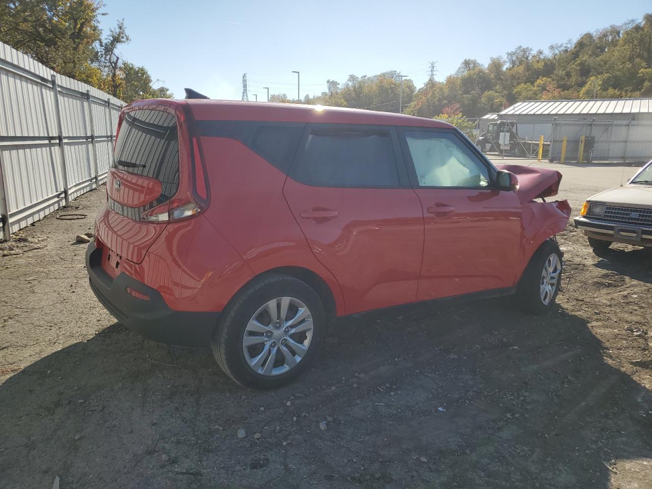 2020 KIA Soul VIN KNDJ23AU4L7718485 Copart auction photo, front end damage thumbnail 3