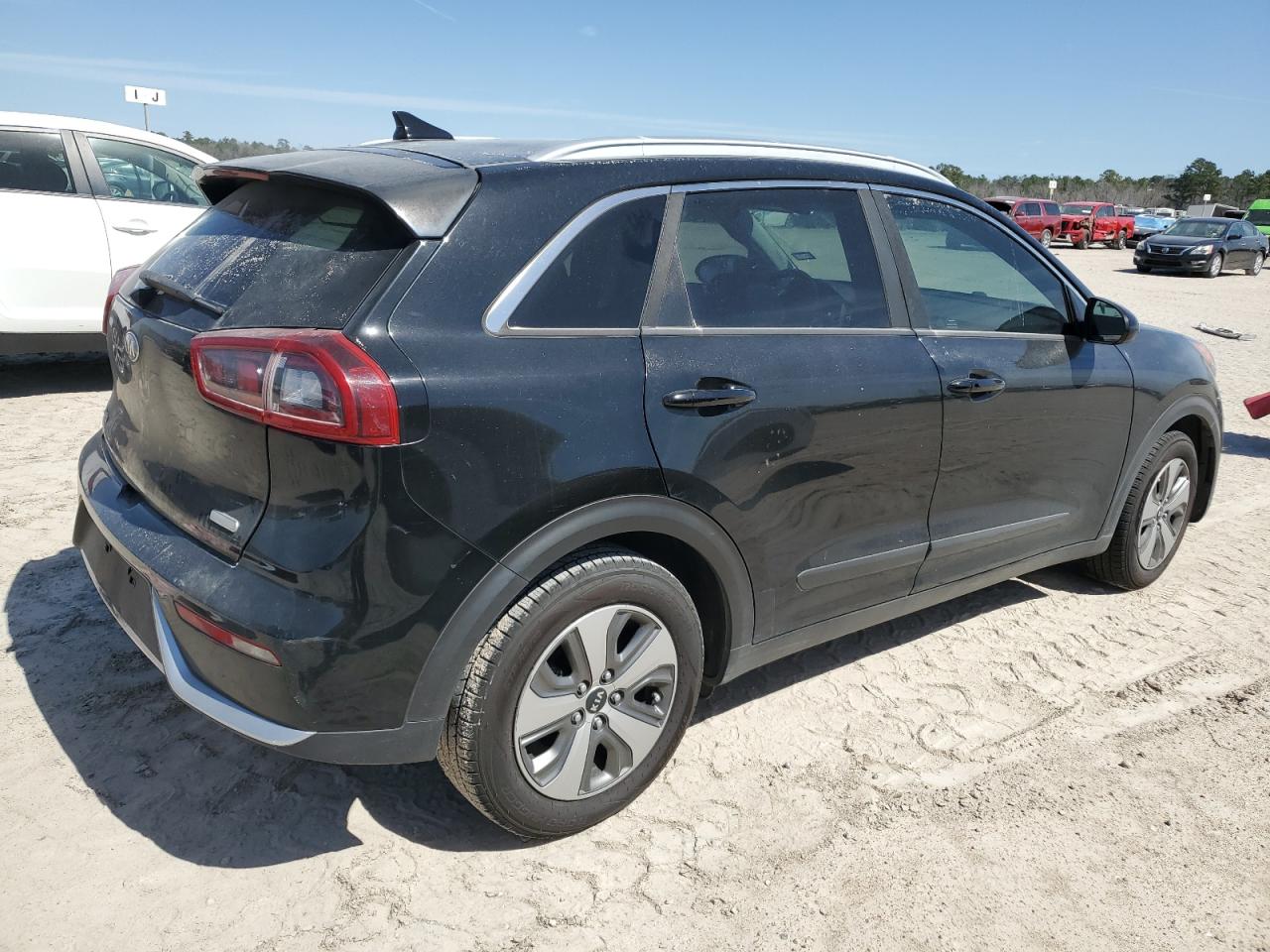 2019 KIA Niro VIN KNDCB3LC3K5233536 Copart auction photo, side / minor dent/scratches damage thumbnail 3