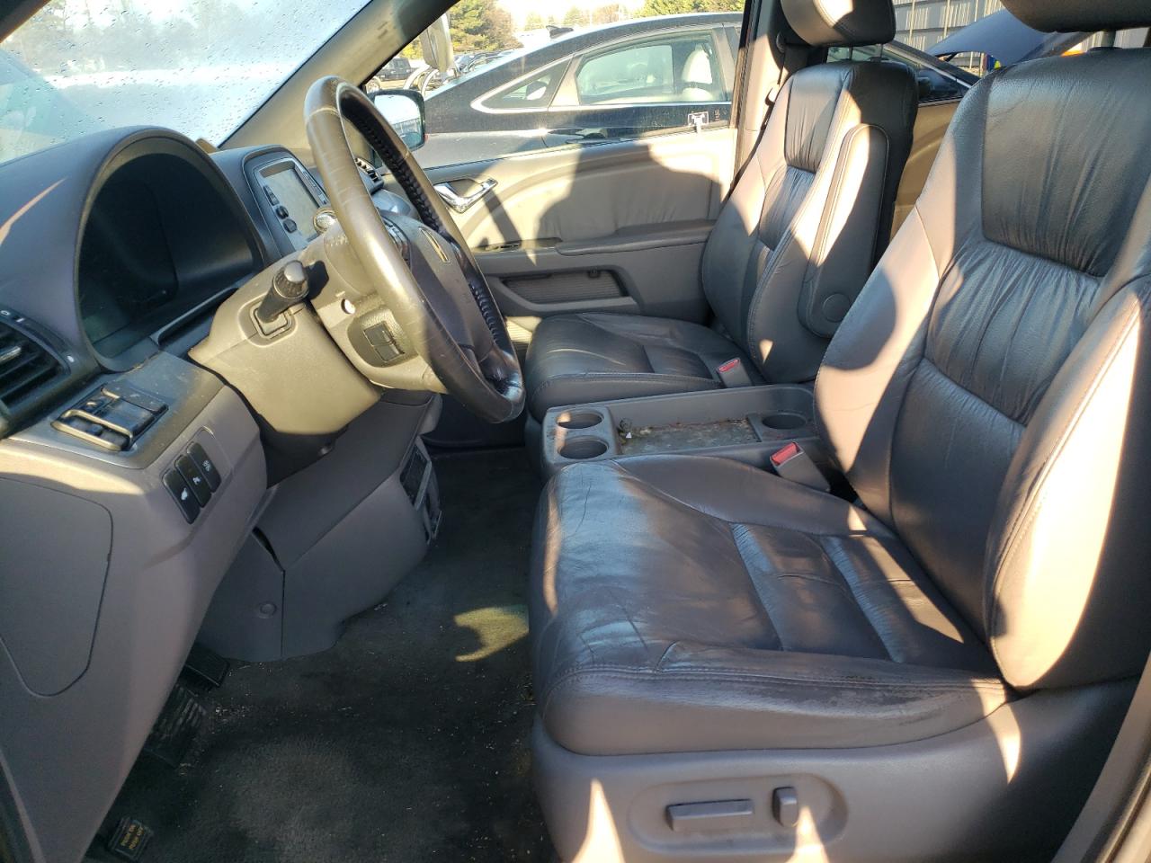 2010 Honda Odyssey VIN 5FNRL3H99AB050000 Copart auction photo, front end / minor dent/scratches damage thumbnail 7