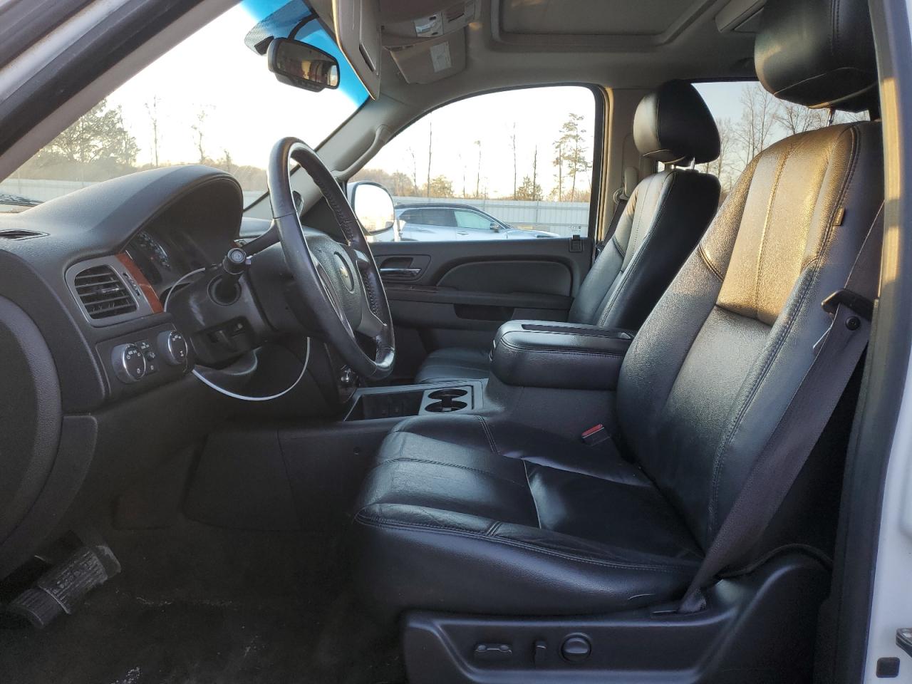 2012 Chevrolet Tahoe VIN 1GNSKBE00CR258792 Copart auction photo, rear end damage thumbnail 7