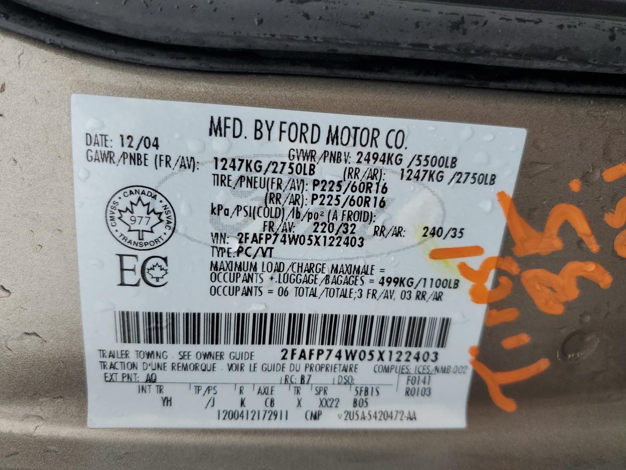 2005 Ford Crown Victoria VIN 2FAFP74W05X122403 Copart auction photo, front end / hail damage thumbnail 12