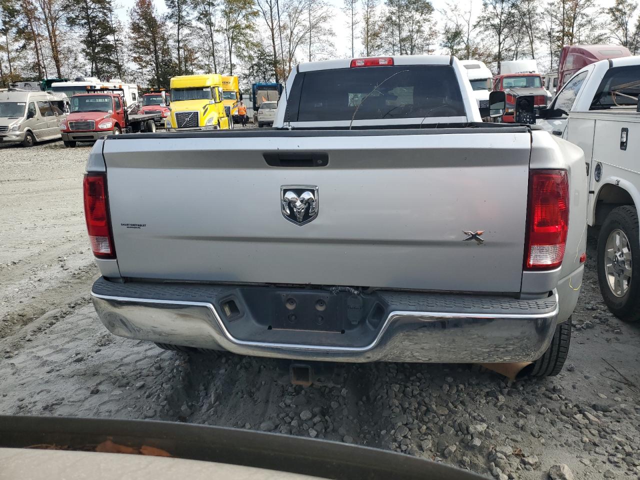 2014 RAM 3500 VIN 3C63RRGL4EG115685 Copart auction photo, top/roof / all over damage thumbnail 6