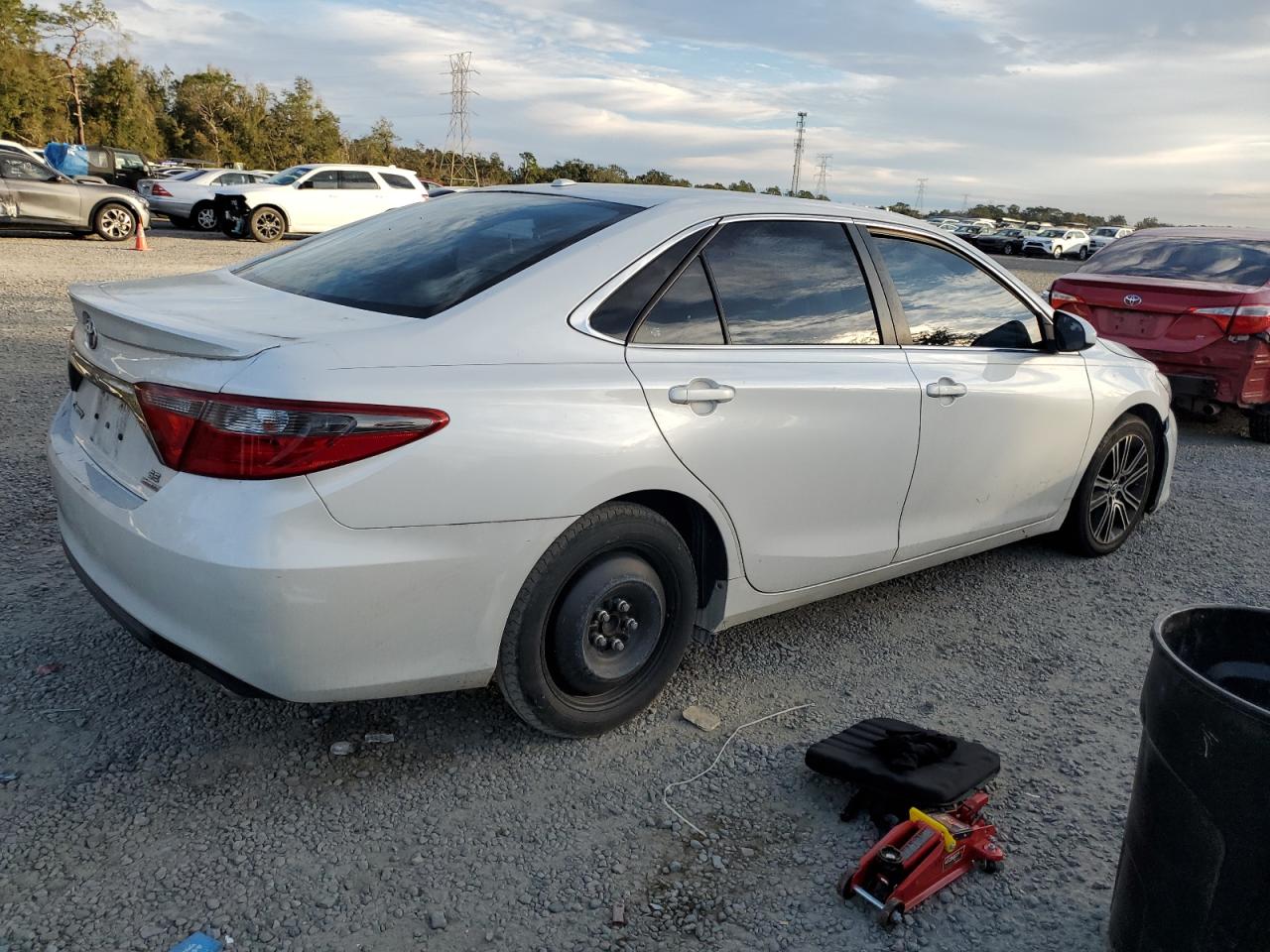 2016 Toyota Camry VIN 4T1BF1FK3GU187836 Copart auction photo, front end damage thumbnail 3