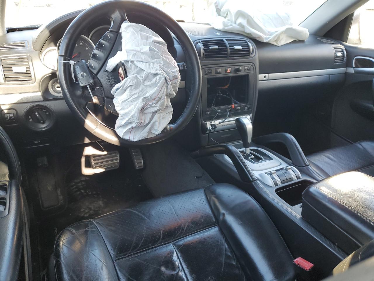 2005 Porsche Cayenne VIN WP1AB29P95LA62169 Copart auction photo, front end / side damage thumbnail 8