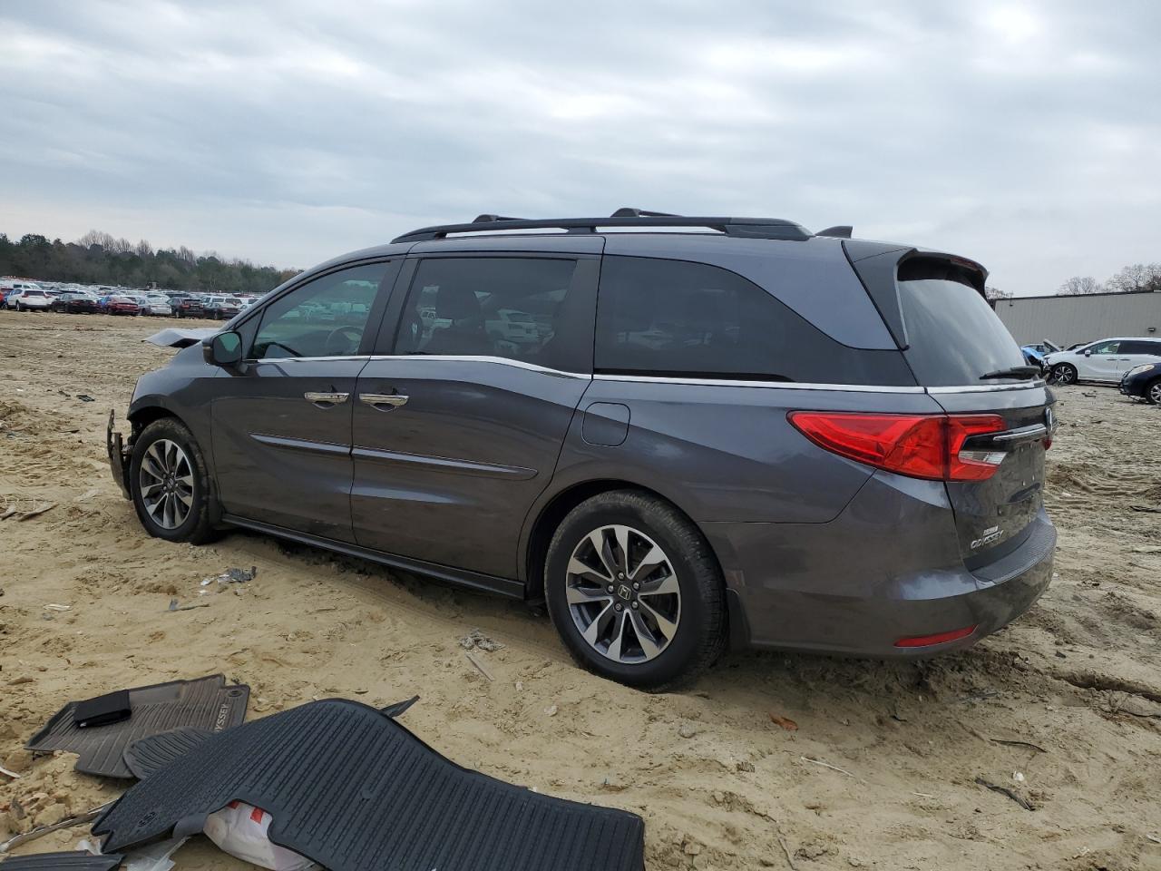 2022 Honda Odyssey VIN 5FNRL6H74NB053148 Copart auction photo, front end / minor dent/scratches damage thumbnail 2