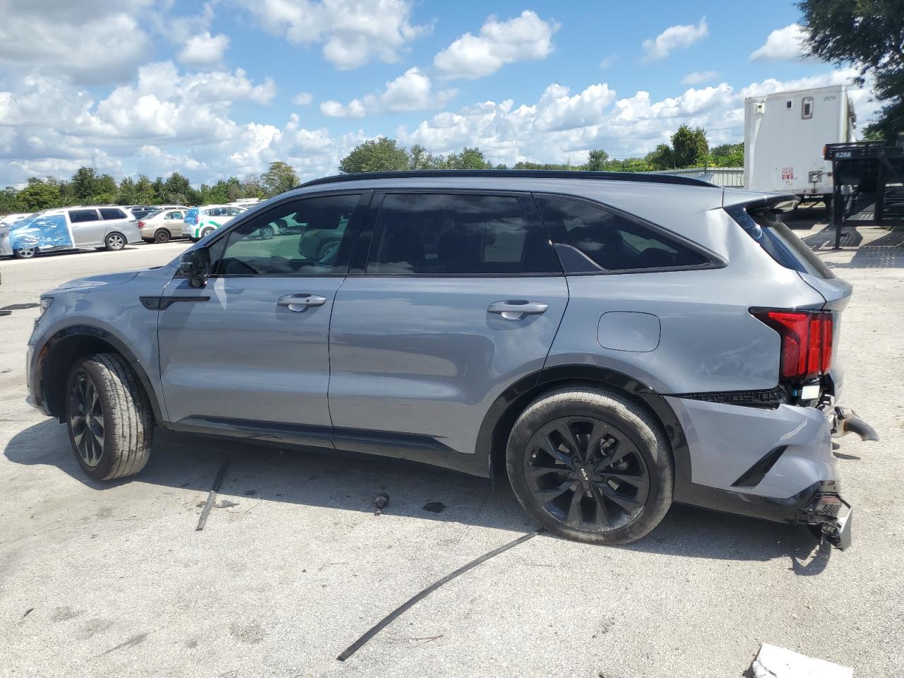 2023 KIA Sorento VIN 5XYRKDLF7PG251594 Copart auction photo, side / rear end damage thumbnail 2