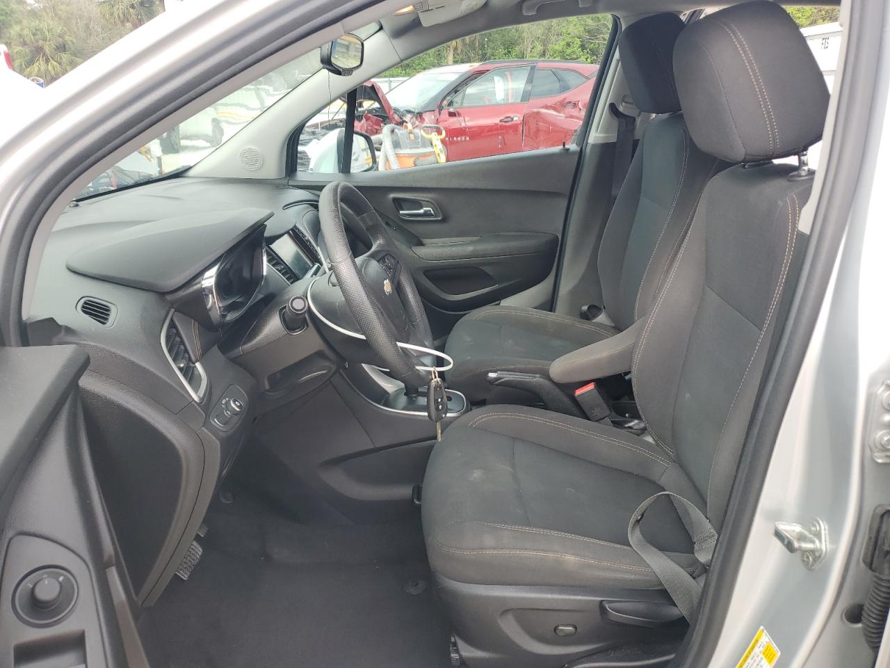 2019 Chevrolet Trax VIN 3GNCJNSB2KL227483 Copart auction photo, front end damage thumbnail 7