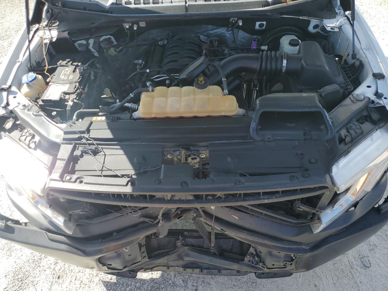 2018 Ford F-150 VIN 1FTFX1C53JKC18300 Copart auction photo, front end damage thumbnail 12