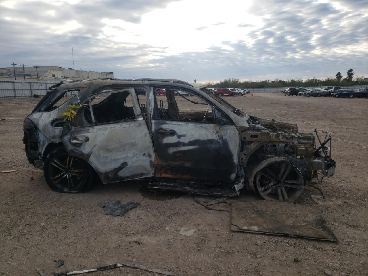 2022 Mercedes-Benz GLE VIN 4JGFB4JB4NA584511 Copart auction photo, burn / all over damage thumbnail 9