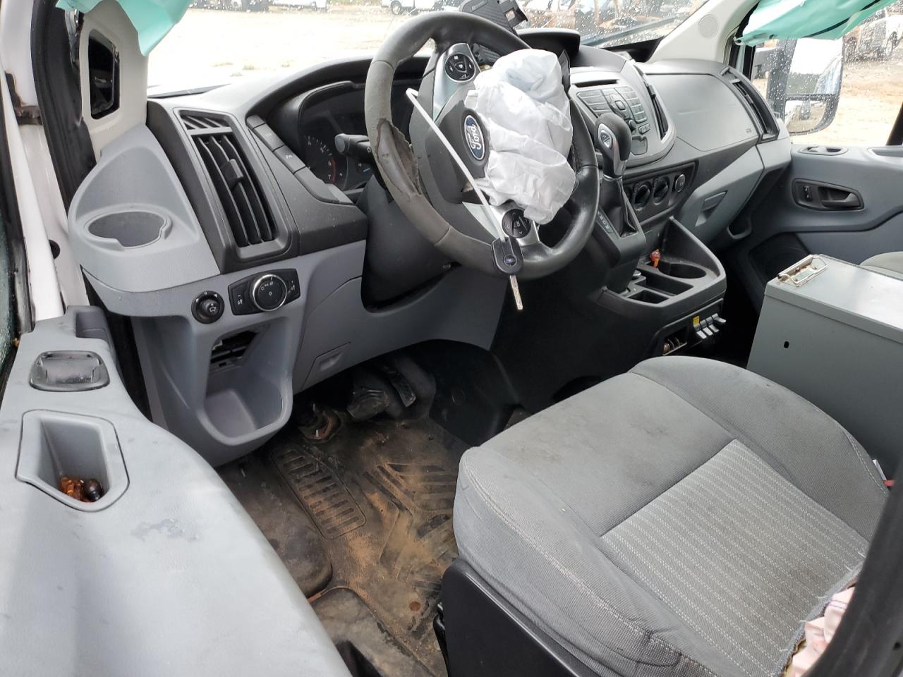 2016 Ford Transit VIN 1FTYE2YG0GKA75801 Copart auction photo, front end / rear end damage thumbnail 8