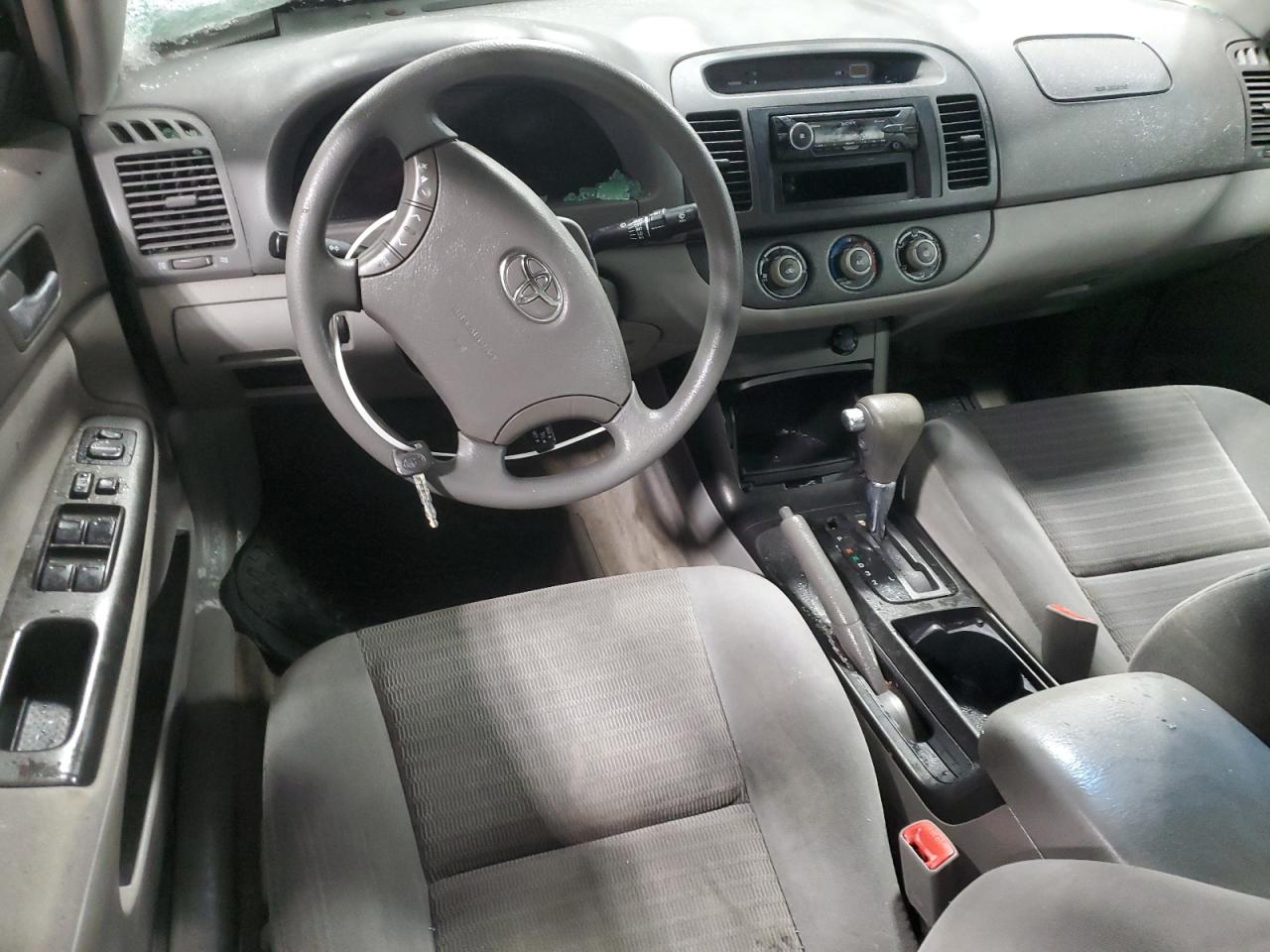 2005 Toyota Camry VIN 4T1BE32K05U638240 Copart auction photo, front end / side damage thumbnail 8