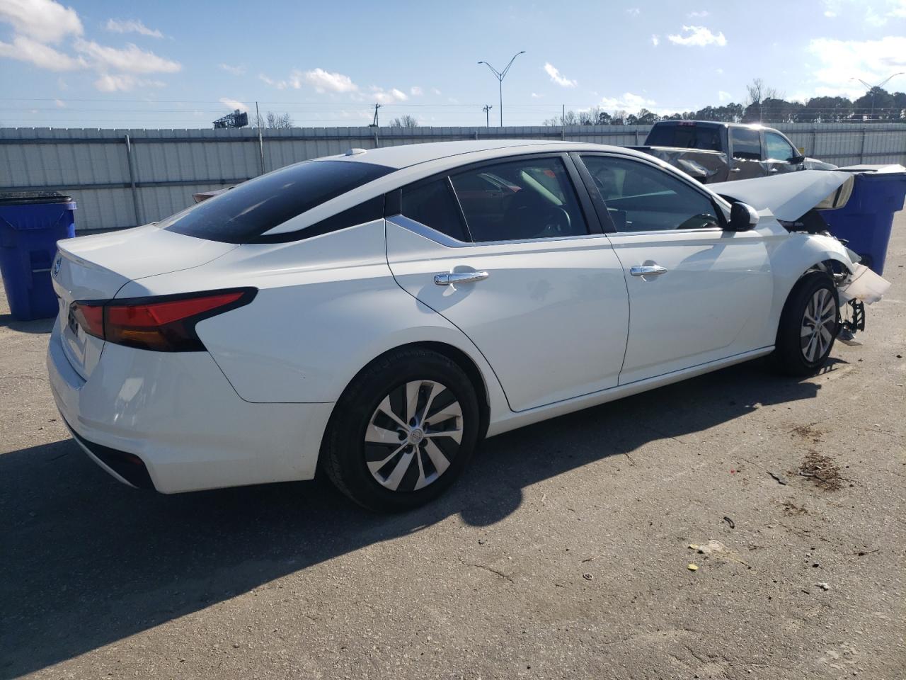2020 Nissan Altima VIN 1N4BL4BV6LC256197 Copart auction photo, all over / frame damage damage thumbnail 3