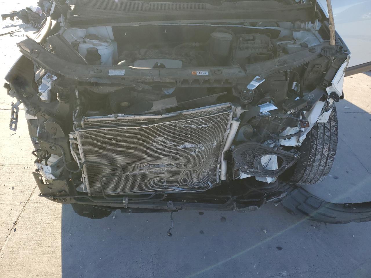 2013 KIA Sorento VIN 5XYKUDA27DG384038 Copart auction photo, front end damage thumbnail 13