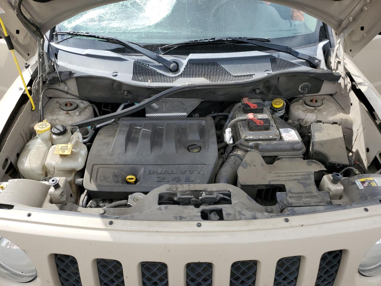 2016 Jeep Liberty (Patriot) VIN 1C4NJPBB2GD800098 Copart auction photo, all over damage thumbnail 12