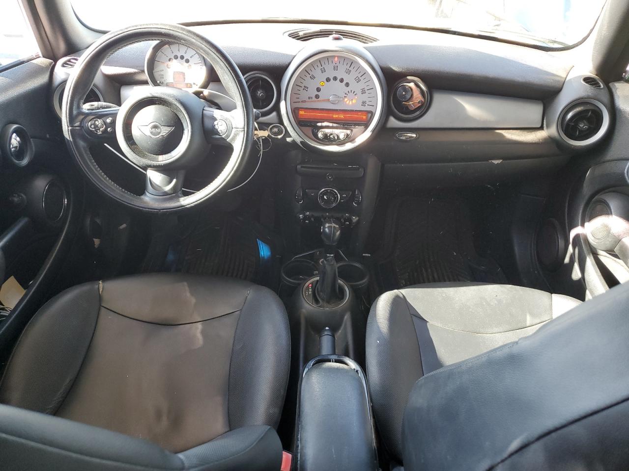 2013 MINI Cooper VIN WMWSU3C53DT679530 Copart auction photo, front end / minor dent/scratches damage thumbnail 8