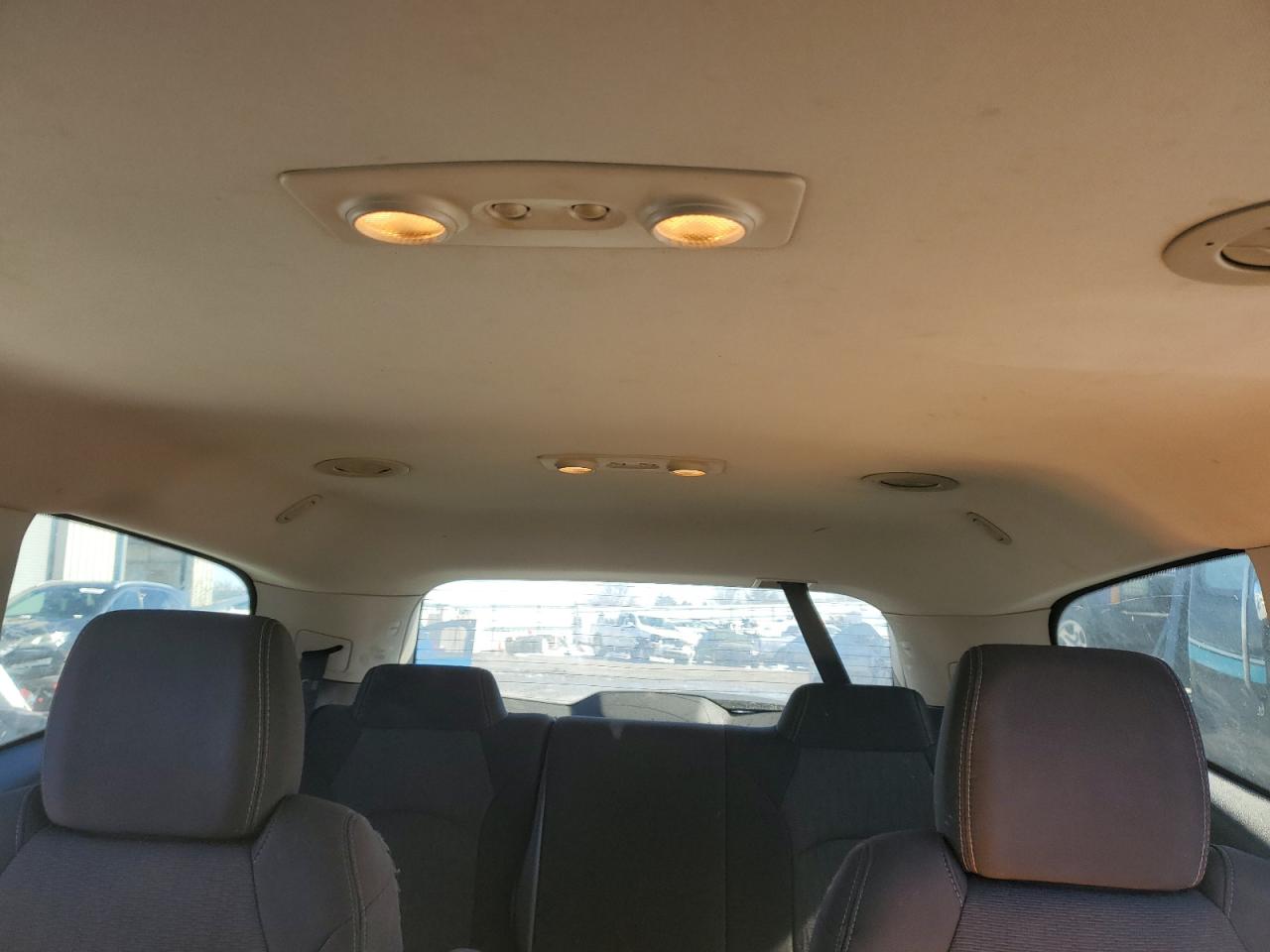 2016 Chevrolet Traverse VIN 1GNKRGKD0GJ111974 Copart auction photo, front end / minor dent/scratches damage thumbnail 10