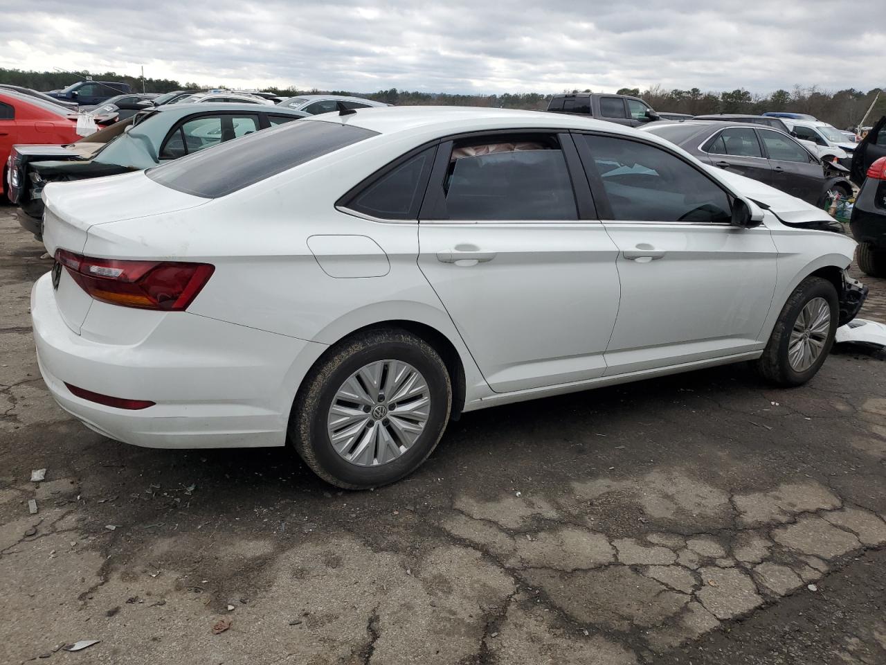 2019 Volkswagen Jetta VIN 3VWN57BU8KM096473 Copart auction photo, front end damage thumbnail 3