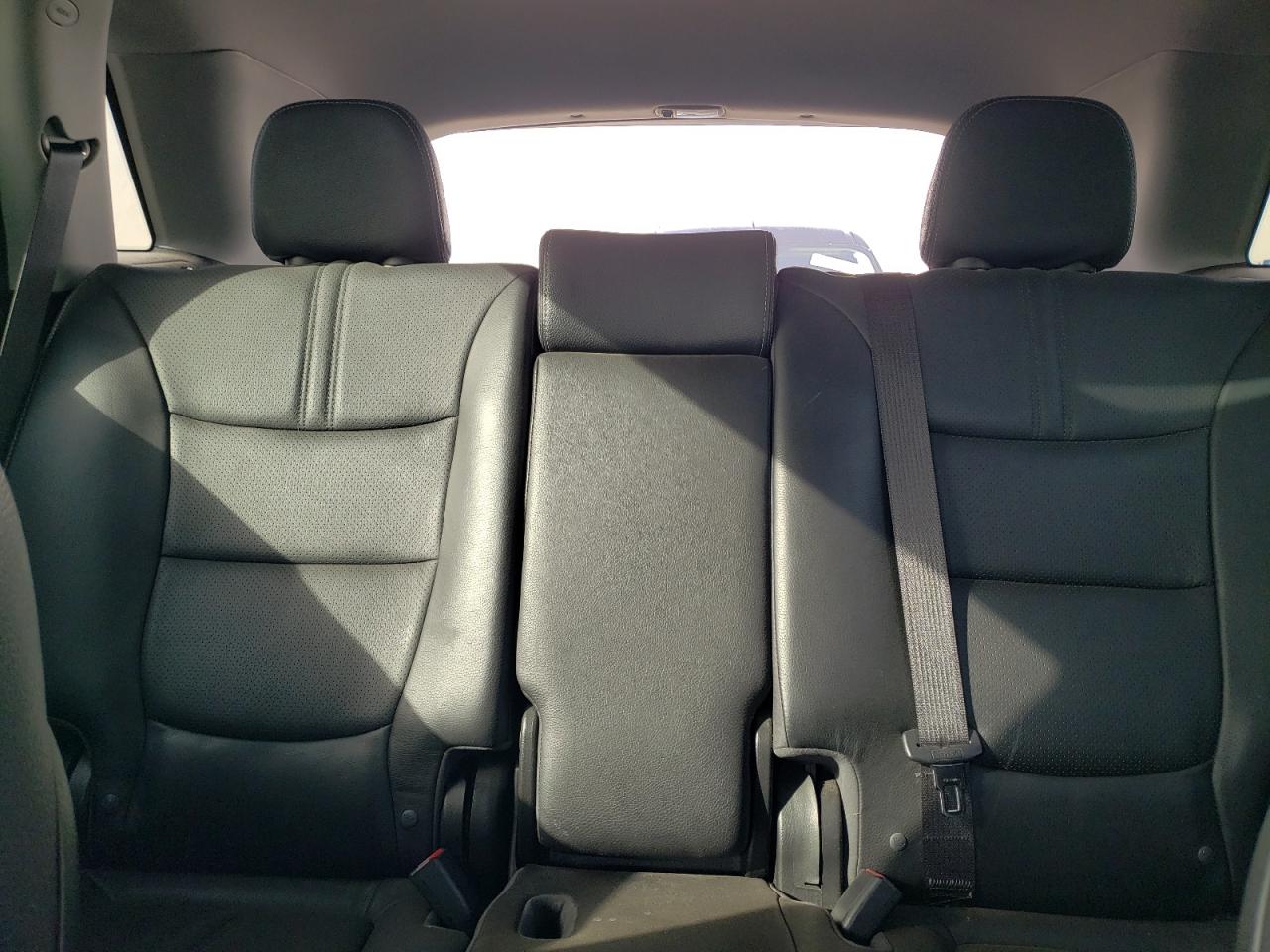 2011 KIA Sorento VIN 5XYKUDA28BG178675 Copart auction photo, rear end damage thumbnail 10