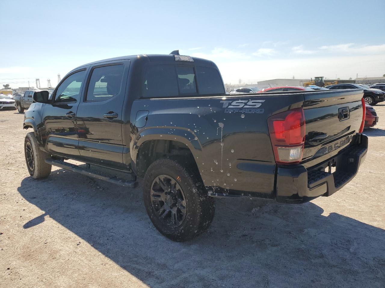 2020 Toyota Tacoma VIN 5TFAX5GN1LX171575 Copart auction photo, front end damage thumbnail 2
