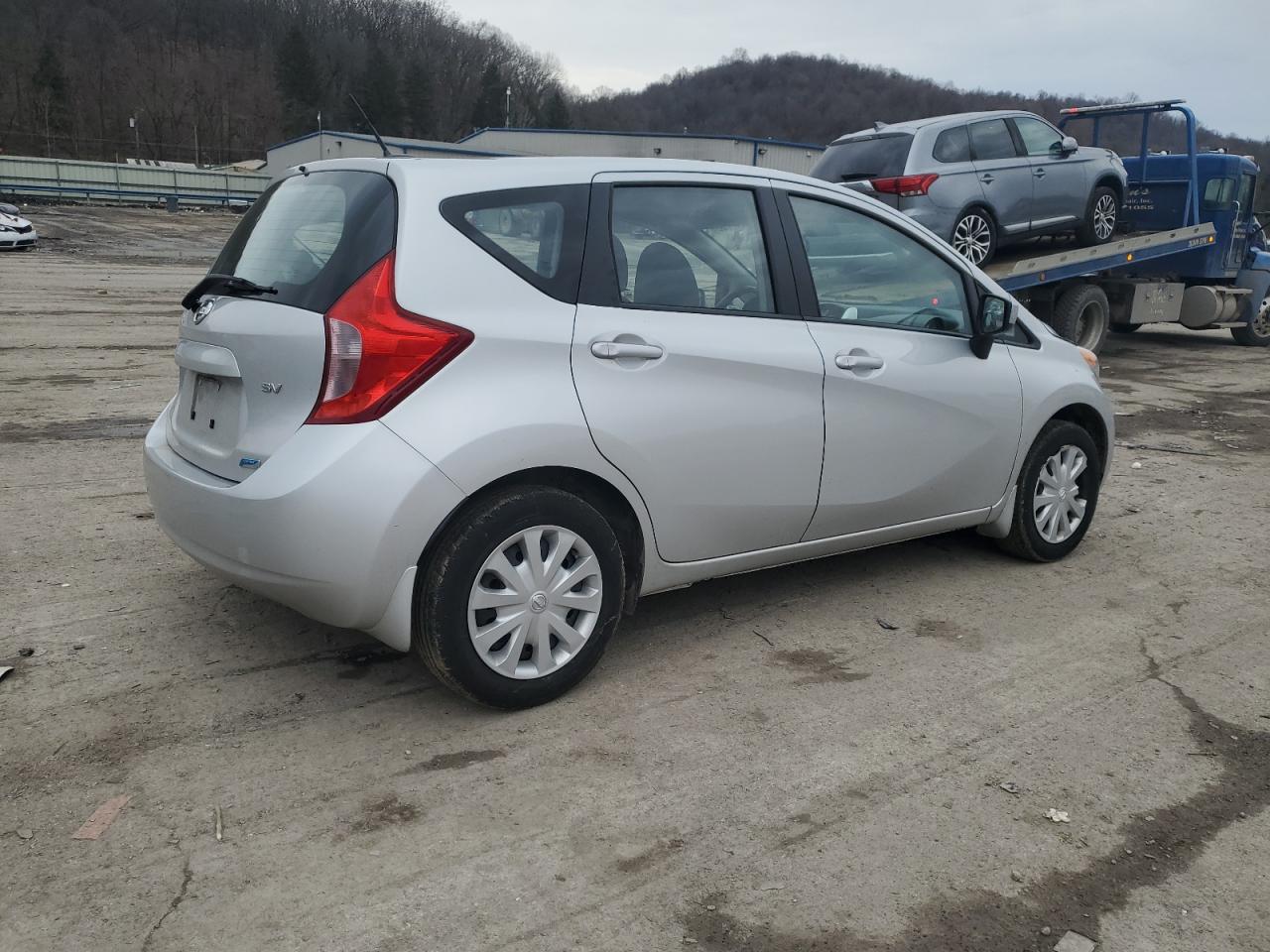 2015 Nissan Versa VIN 3N1CE2CP2FL433899 Copart auction photo, front end damage thumbnail 3