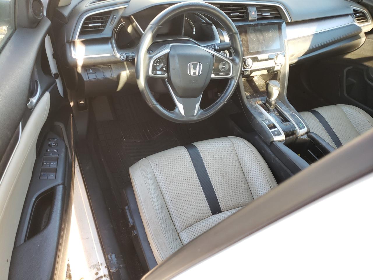 2016 Honda Civic VIN 19XFC1F72GE032235 Copart auction photo, stripped / vandalism damage thumbnail 8