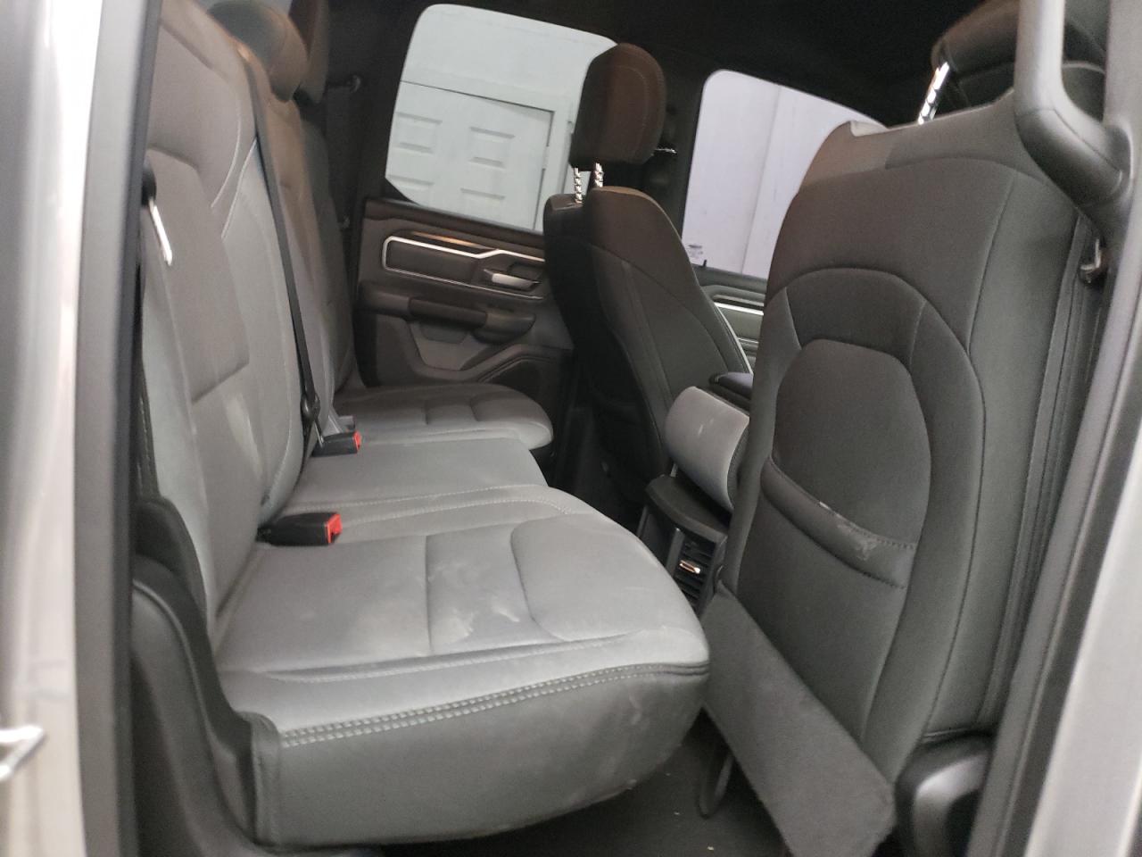 2022 RAM 1500 VIN 1C6RREBT3NN187561 Copart auction photo, front end / minor dent/scratches damage thumbnail 10