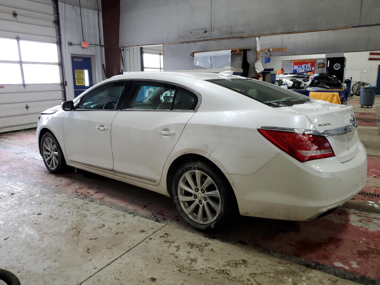 2016 Buick LaCrosse VIN 1G4GB5G33GF100361 Copart auction photo, front end damage thumbnail 2