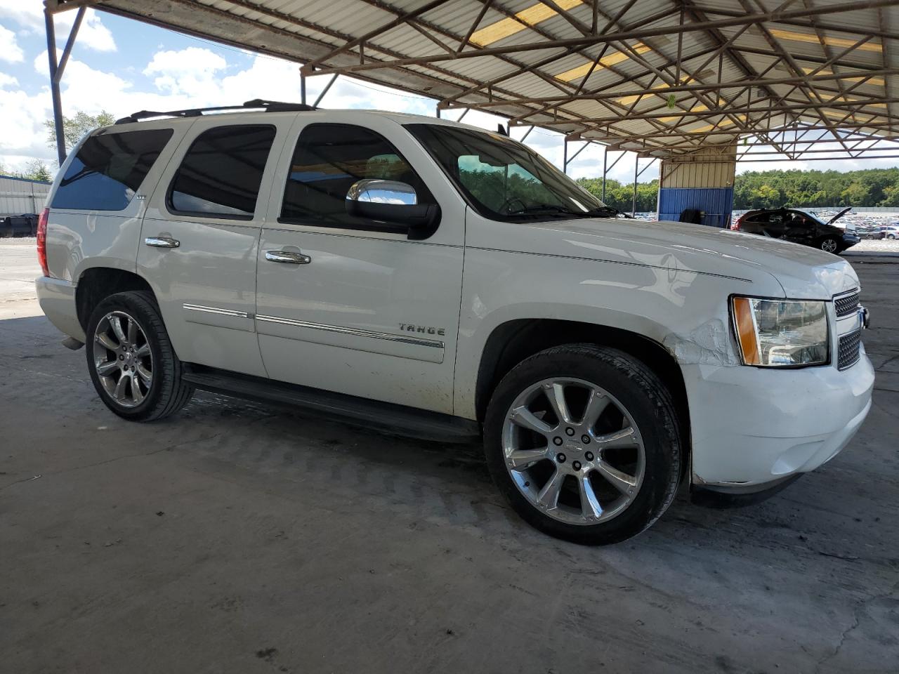 2013 Chevrolet Tahoe VIN 1GNSCCE03DR252277 Copart auction photo, front end / rear end damage thumbnail 4
