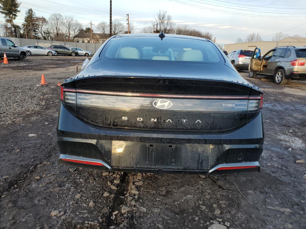 2024 Hyundai Sonata VIN KMHL64JA1RA375232 Copart auction photo, front end / side damage thumbnail 6