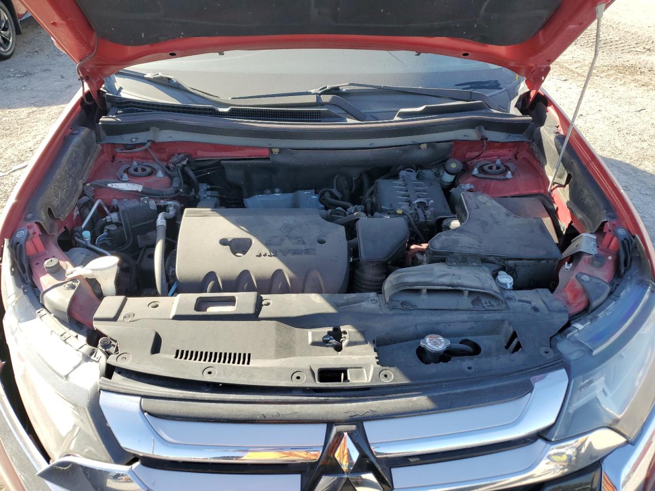 2017 Mitsubishi Outlander VIN JA4AZ3A30HZ020139 Copart auction photo, undercarriage / minor dent/scratches damage thumbnail 12