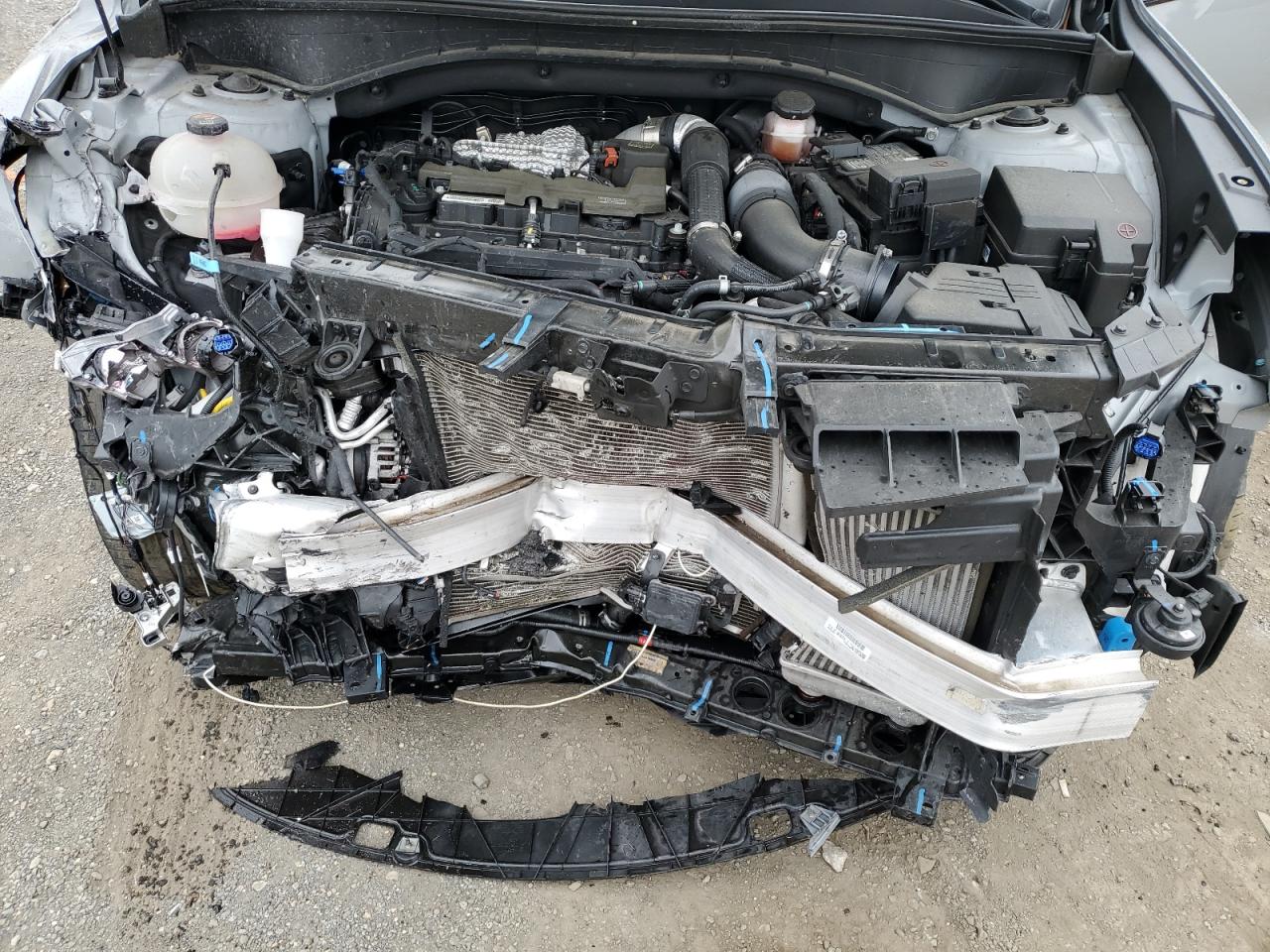 2022 KIA Sorento VIN 5XYRK4LF5NG121262 Copart auction photo, front end / minor dent/scratches damage thumbnail 13
