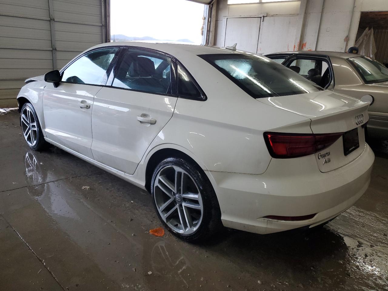 2017 Audi A3 VIN WAUAUGFF4H1047239 Copart auction photo, front end / rear end damage thumbnail 2