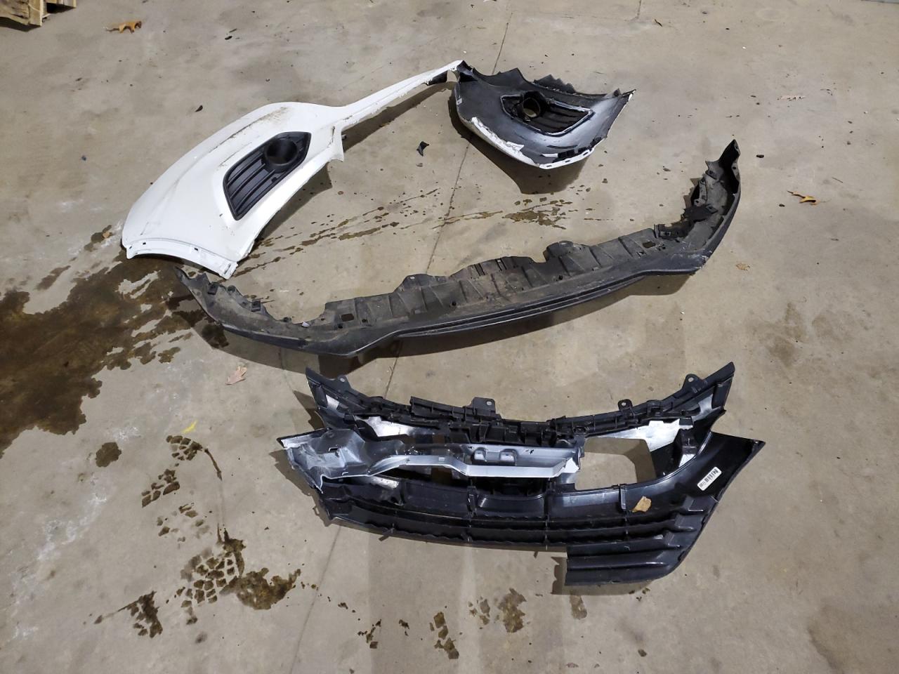2021 Honda HR-V VIN 3CZRU6H74MM728532 Copart auction photo, front end damage thumbnail 13