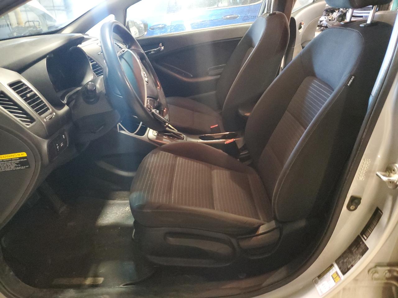2015 KIA Forte VIN KNAFX4A66F5429569 Copart auction photo, front end / minor dent/scratches damage thumbnail 7
