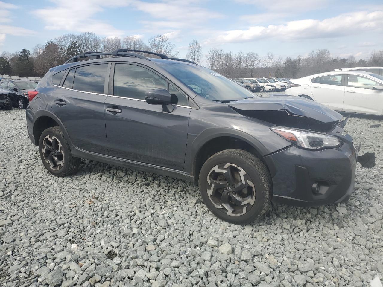 2021 Subaru XV VIN JF2GTHMCXM8215757 Copart auction photo, front end / side damage thumbnail 4